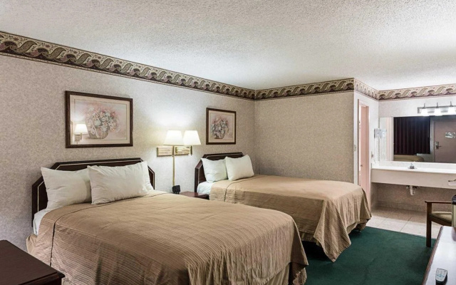 photo 5 of Brentwood Inn & Suites