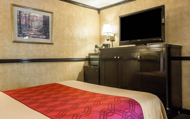 photo 4 of Econo Lodge Montpelier I-89