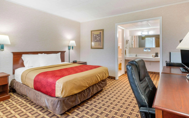 photo 5 of Rodeway Inn Mystic - Groton