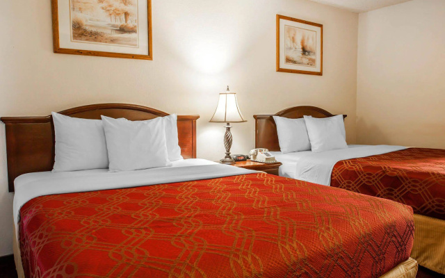 photo 4 of Inn at Lake Washington By OYO I-405
