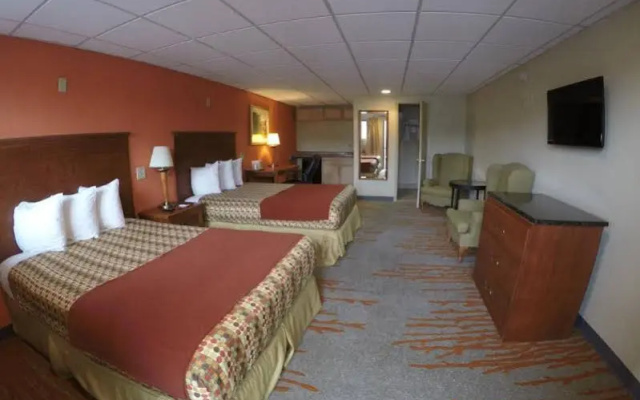 photo 2 of Econo Lodge Newark International Airport