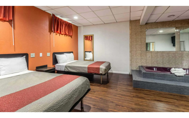 photo 5 of Motel 6 Elizabeth, NJ - Newark Liberty Intl Airport