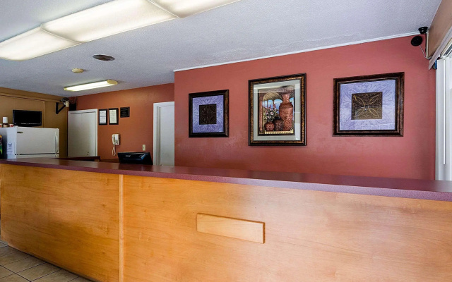photo 5 of Econo Lodge Charlottesville North - University Area