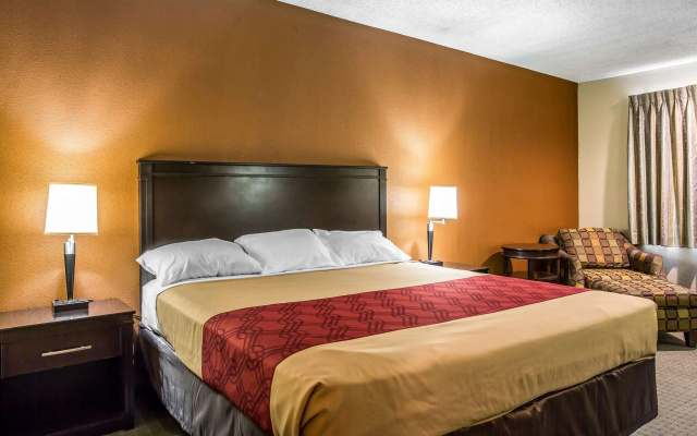 photo 4 of Baymont by Wyndham Ontario