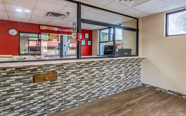 photo 2 of Americas Best Value Inn Opelika