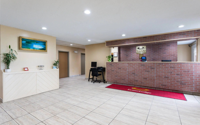 photo 2 of Econo Lodge Painted Post - Corning