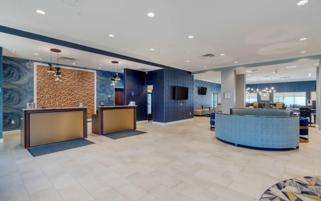 photo 2 of Econo Lodge Saint Louis