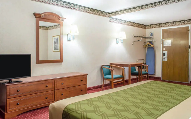 photo 5 of Inn At York