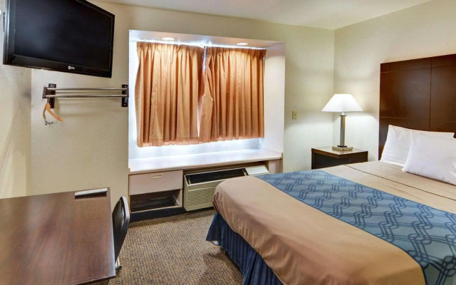 photo 4 of Rodeway Inn & Suites Lewisville I-35