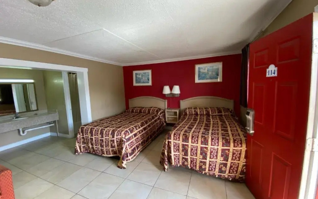 photo 5 of Economy Inn