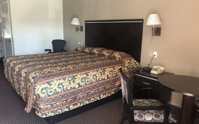 photo 3 of Economy Inn - Ontario Airport/Chino