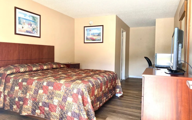 photo 5 of Economy Inn
