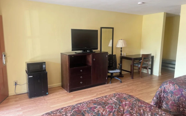 photo 3 of Economy Inn San Marco