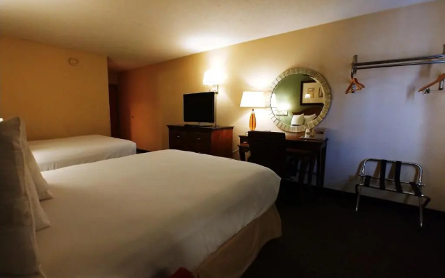photo 4 of Budget Host Inn