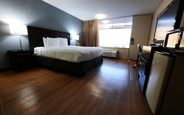 photo 3 of Americas Best Value Inn Moline