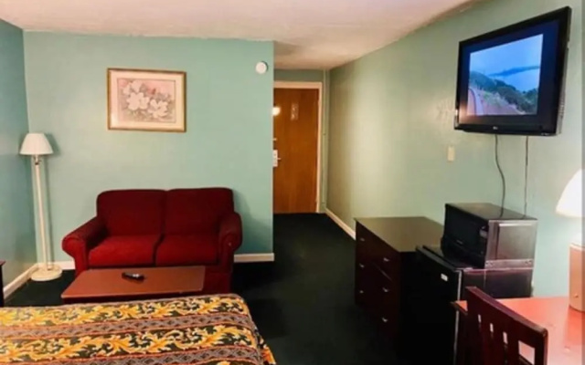 photo 4 of Economy Inn of Greenville, NC