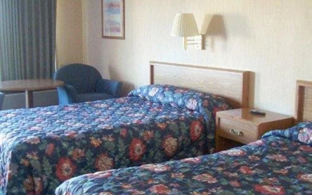 photo 2 of Economy Inn West Chester