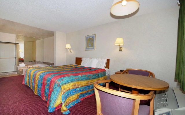 photo 4 of Economy Inn - Ontario Airport/Chino