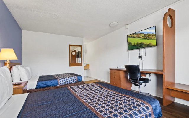 photo 4 of Economy Lodge