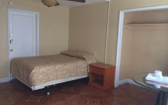 photo 2 of Economy Motel