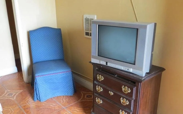 photo 5 of Economy Motel