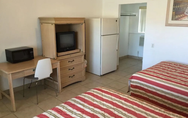 photo 5 of Economy Suites