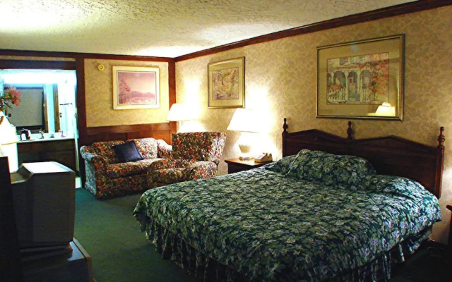 photo 2 of Edelweiss Inn And Suites