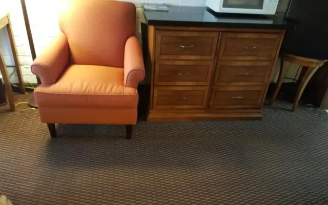 photo 5 of Edelweiss Inn And Suites