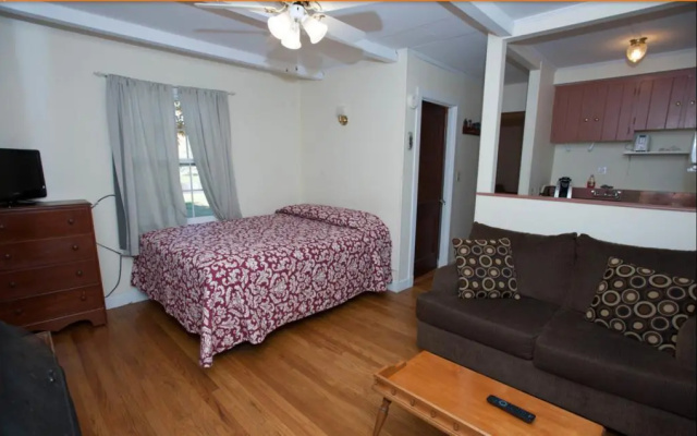 photo 3 of Eden Village Motel & Cottages