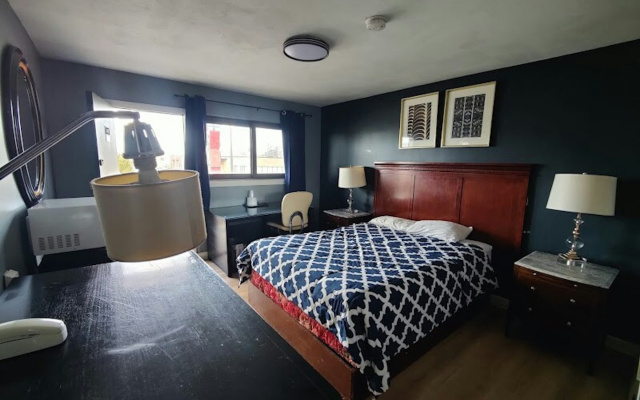 photo 4 of Motel Edgebrook Chicago North Shore by OYO