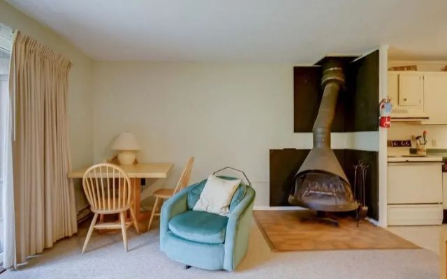 photo 5 of Edgemont C3