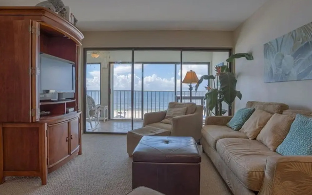 photo 3 of Edgewater 42 by Meyer Vacation Rentals