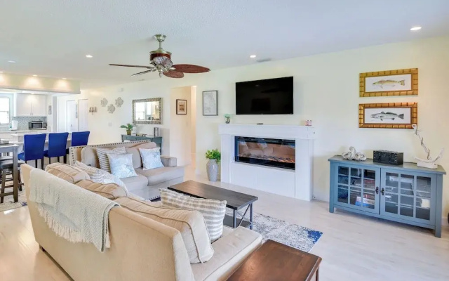 photo 5 of Edgewater Vacation Home w/ Game Room & Pool Access