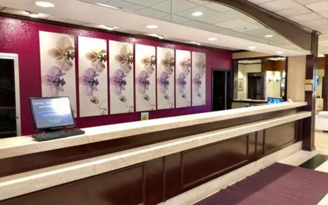 photo 2 of E Hotel Banquet and Conference Center - Edison