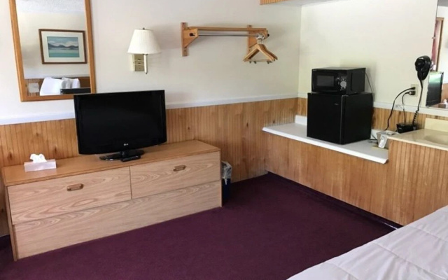 photo 2 of El Camino Motel