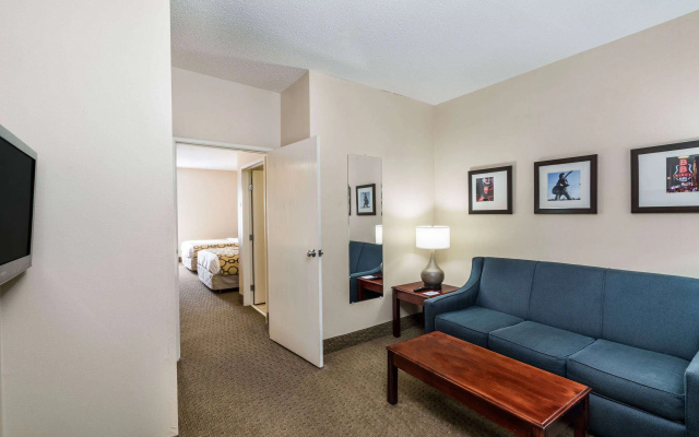 photo 4 of Travelodge by Wyndham Hawthorne