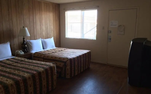 photo 3 of El Mirador Motel