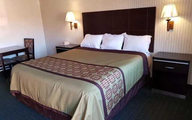 photo 5 of El Segundo Inn