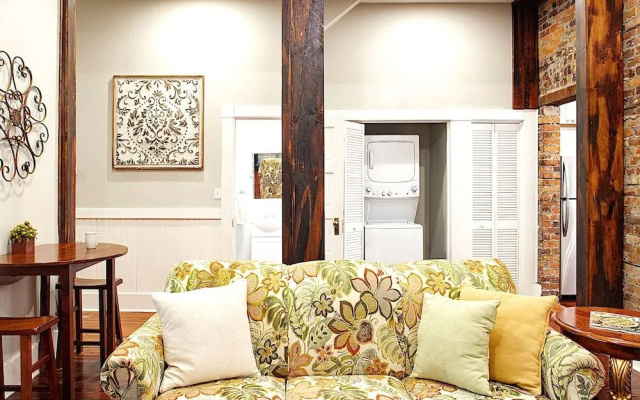 photo 2 of Elegant Brick 2 BR in downtown Savannah