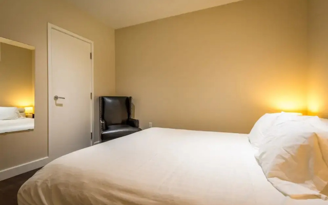 photo 2 of Elegant Suites in Westland Avenue