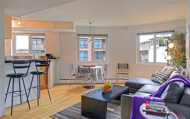 photo 2 of Elektra Hillside Flat - Two Bedroom Condominium