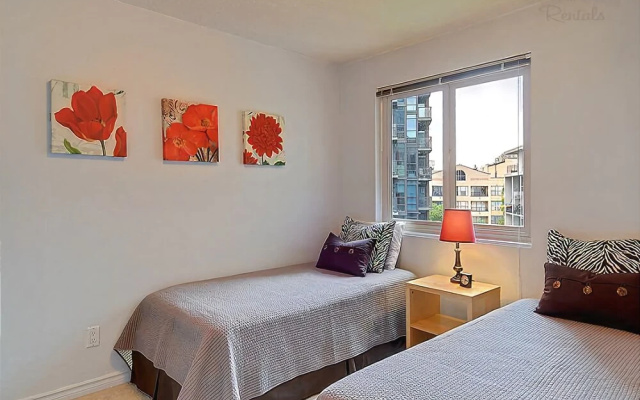 photo 3 of Elektra Hillside Flat - Two Bedroom Condominium