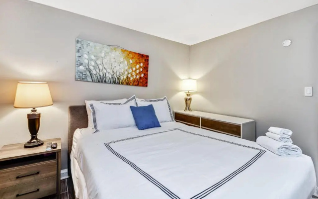 photo 5 of Elevator Newly Renovated Rittenhouse Square 1BR W/D, 3 Blocks to Park!