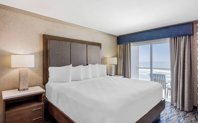 photo 4 of Elizabeth Oceanfront Suites, an Ascend Collection Hotel