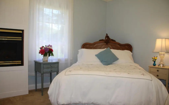 photo 5 of Elk Cove Inn & Spa