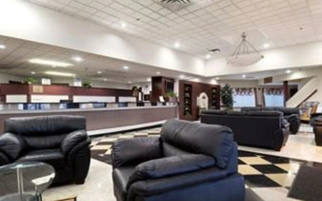 photo 2 of Elk Grove Hotel