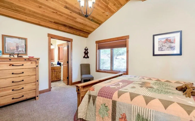photo 3 of Elk Summit Vacation Home At Windcliff 5 Bedroom Home by RedAwning