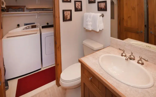 photo 5 of Ski In/out Lodge With Private Lifts, 2br 2ba Next To Golf 2 Bedroom Condo by RedAwning