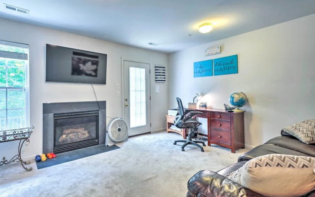photo 4 of Elkridge Townhome ~ 15 Mi to Dtwn Baltimore!