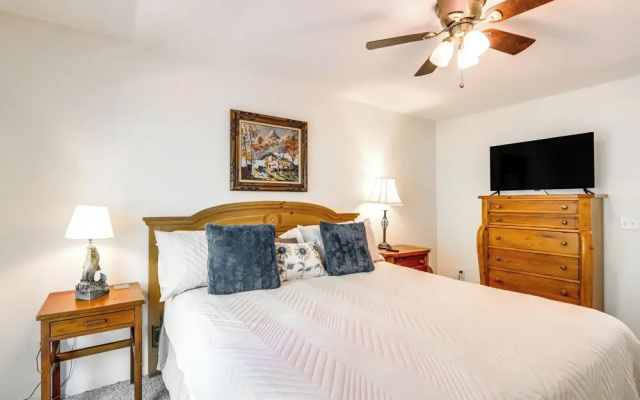 photo 2 of Ellijay Cottage w/ Creek Access & Private Hot Tub!